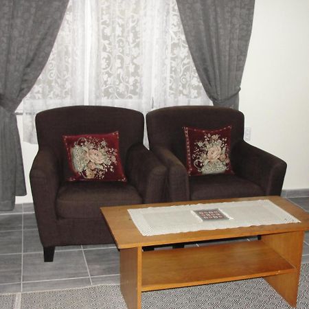 Coffeecamp-Kovilj Hotel Bagian luar foto